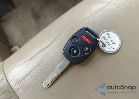 2010 Honda Accord 2.4 Ex-L из США, поврежденный, VIN 1HGCP2F80AA153542